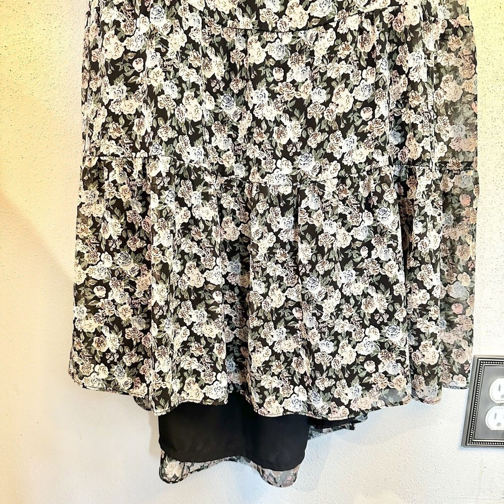 Lush Womens MIDI Dress W/ Puff Sleeve In Black Multi Floral- Size Large - Picture 6 of 14